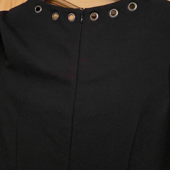 Pretty black dress - Picture 6 of 6